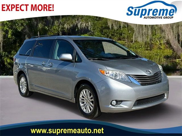 2016 Toyota Sienna 