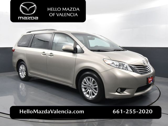 2016 Toyota Sienna XLE