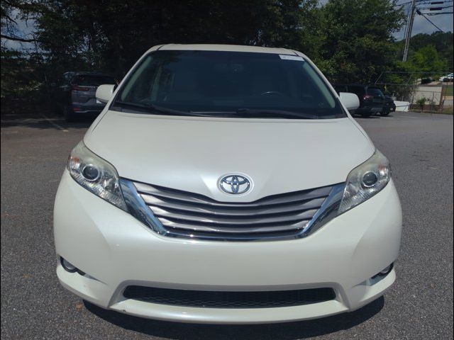 2016 Toyota Sienna 