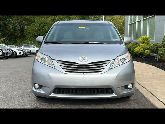 2016 Toyota Sienna XLE