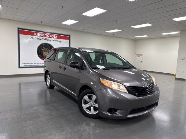 2016 Toyota Sienna L