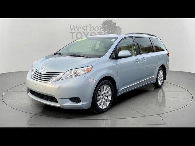 2016 Toyota Sienna LE