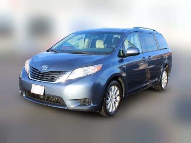 2016 Toyota Sienna LE