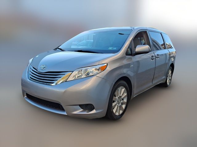 2016 Toyota Sienna LE