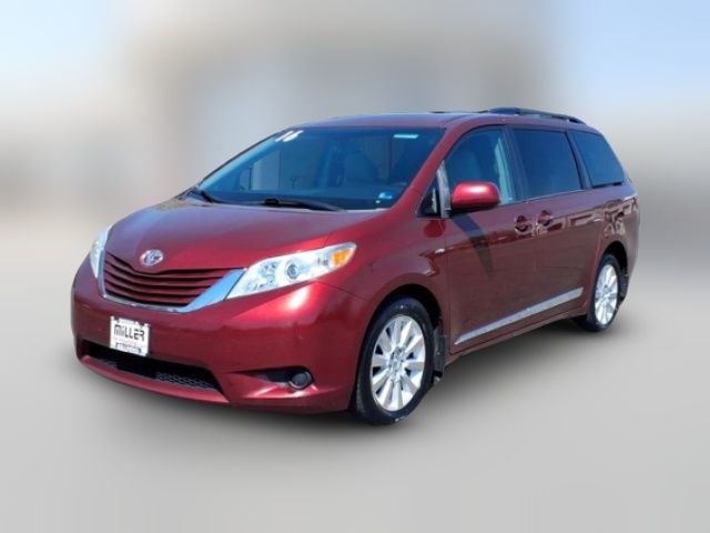 2016 Toyota Sienna LE