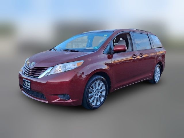 2016 Toyota Sienna LE