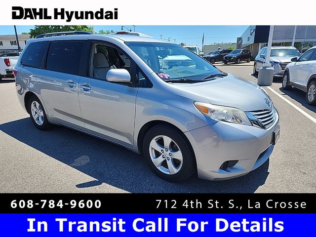 2016 Toyota Sienna LE