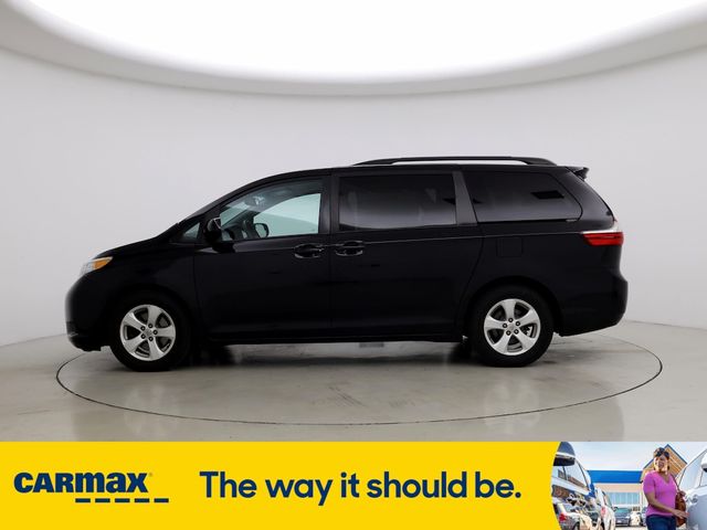 2016 Toyota Sienna LE