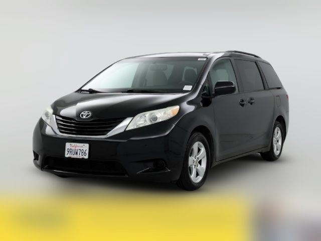 2016 Toyota Sienna LE