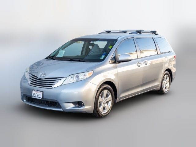 2016 Toyota Sienna LE