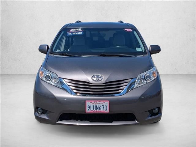 2016 Toyota Sienna LE