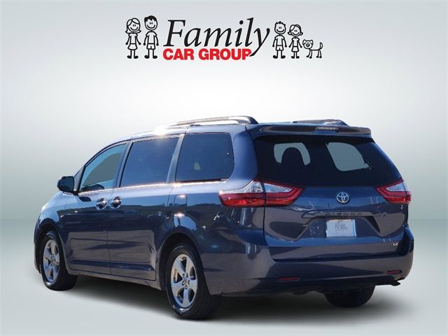 2016 Toyota Sienna LE