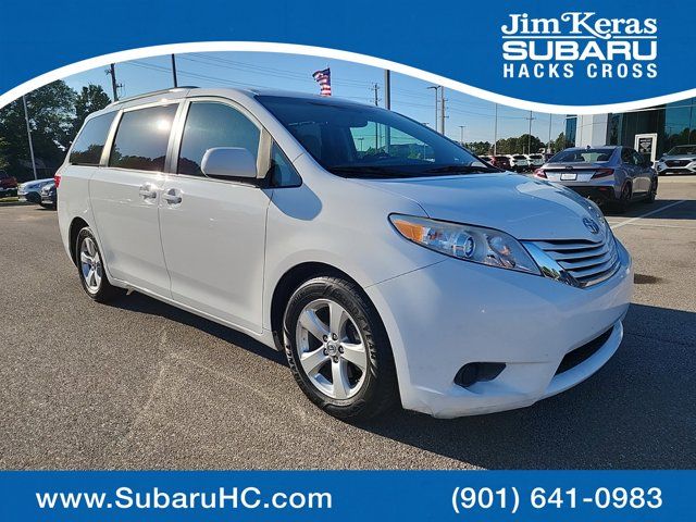 2016 Toyota Sienna LE