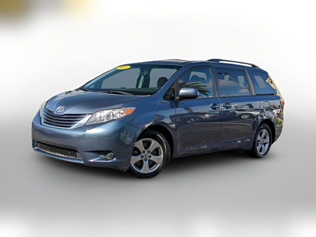 2016 Toyota Sienna LE