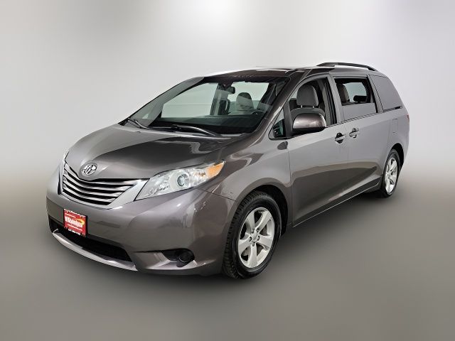 2016 Toyota Sienna LE