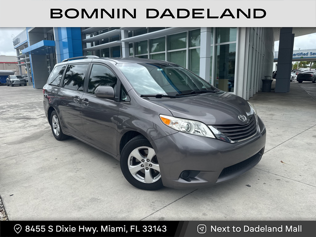 2016 Toyota Sienna LE