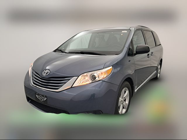 2016 Toyota Sienna LE