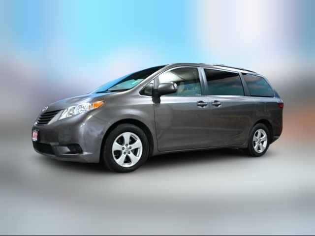 2016 Toyota Sienna LE