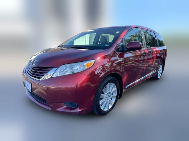 2016 Toyota Sienna LE