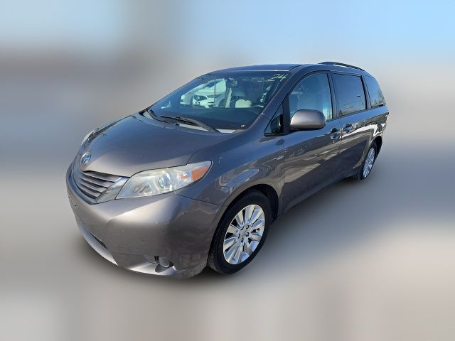 2016 Toyota Sienna LE