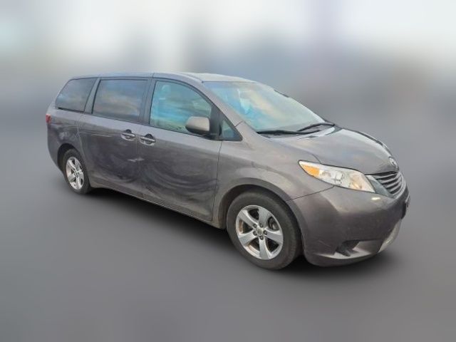 2016 Toyota Sienna LE