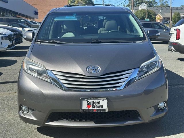 2016 Toyota Sienna 