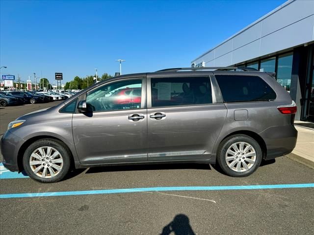 2016 Toyota Sienna Limited