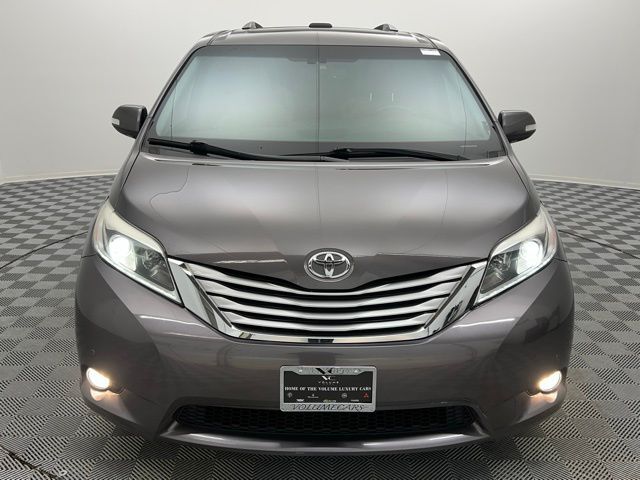 2016 Toyota Sienna Limited Premium