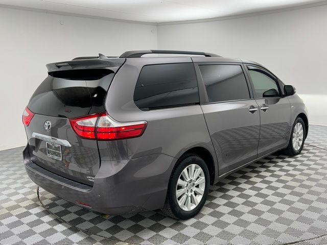 2016 Toyota Sienna Limited Premium