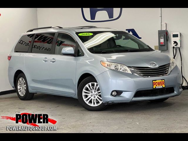 2016 Toyota Sienna Limited