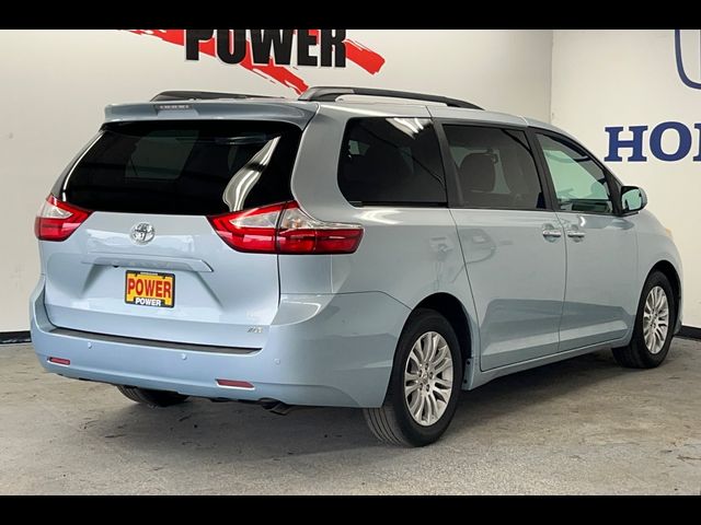 2016 Toyota Sienna Limited