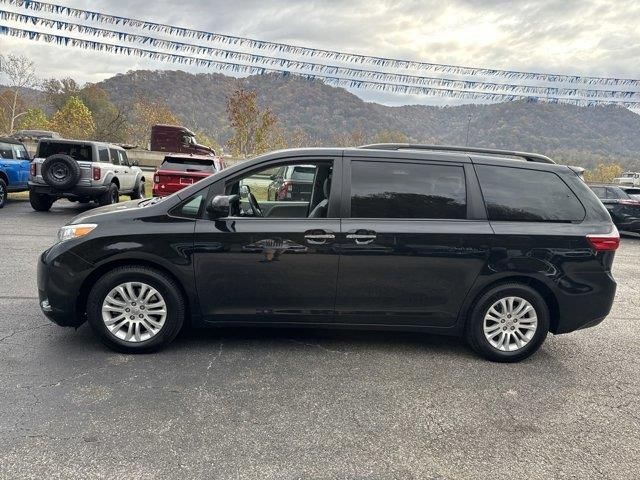 2016 Toyota Sienna Limited Premium