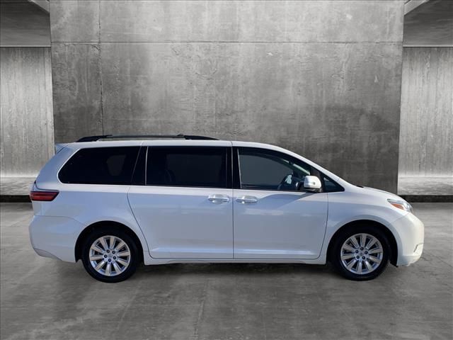 2016 Toyota Sienna Limited Premium