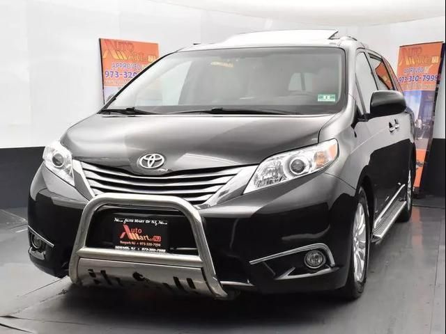 2016 Toyota Sienna XLE Premium