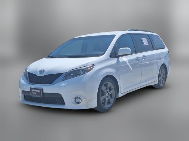 2016 Toyota Sienna SE