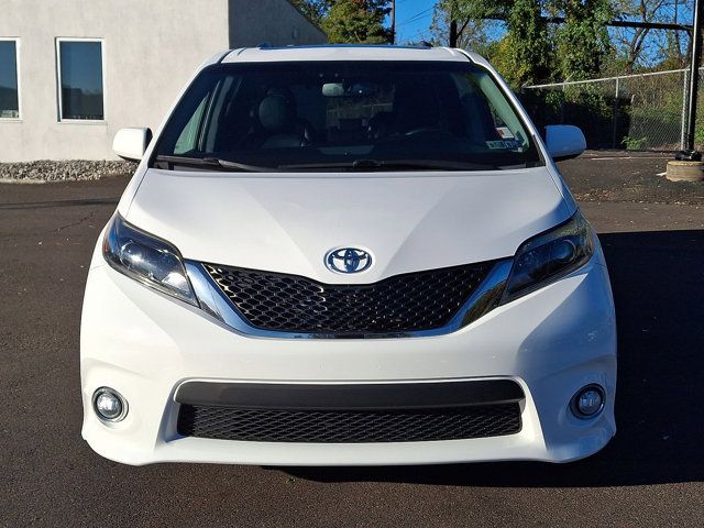 2016 Toyota Sienna SE