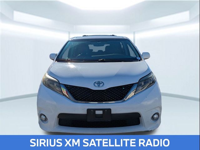 2016 Toyota Sienna SE