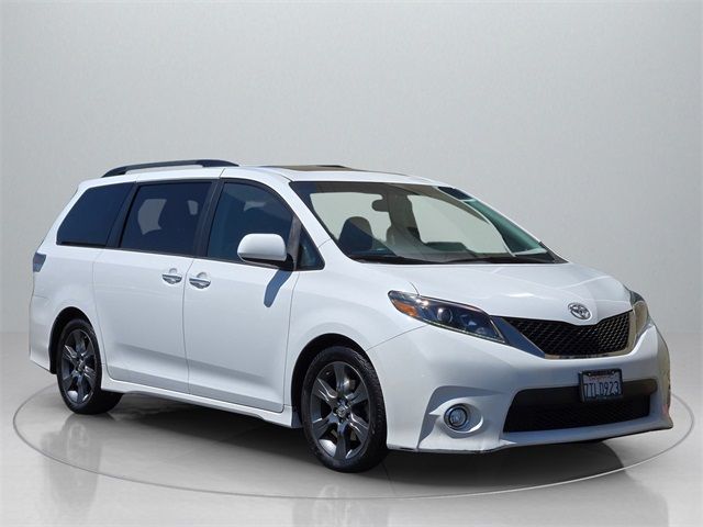 2016 Toyota Sienna SE Premium