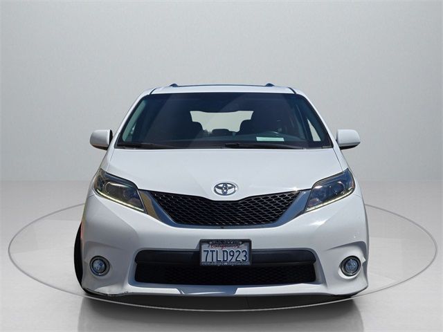 2016 Toyota Sienna SE Premium