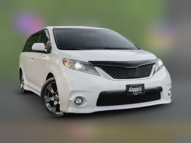 2016 Toyota Sienna SE