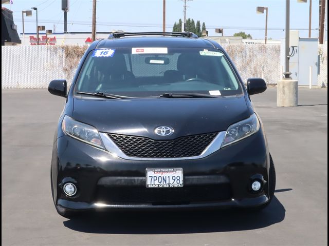 2016 Toyota Sienna SE