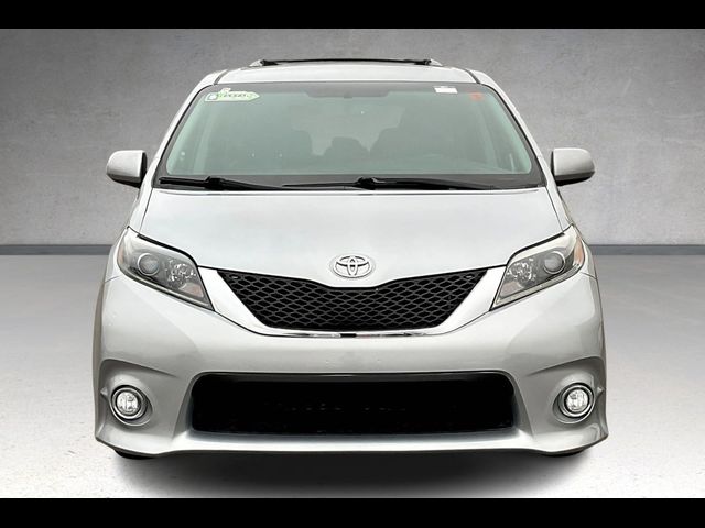 2016 Toyota Sienna SE
