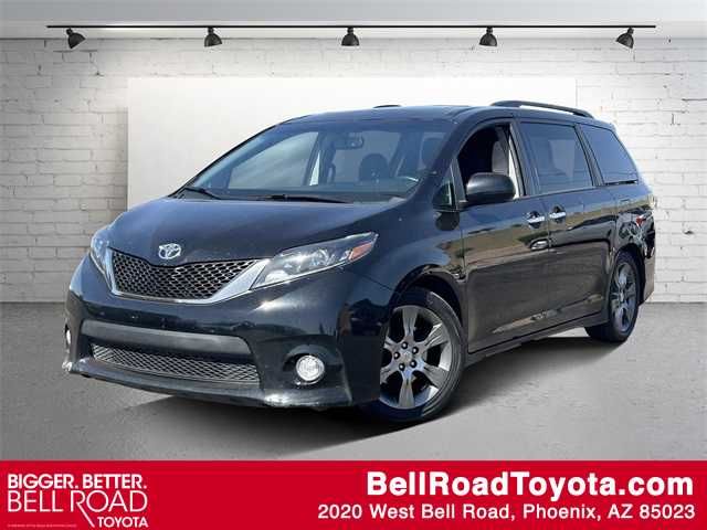 2016 Toyota Sienna SE