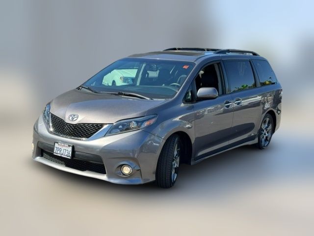 2016 Toyota Sienna SE