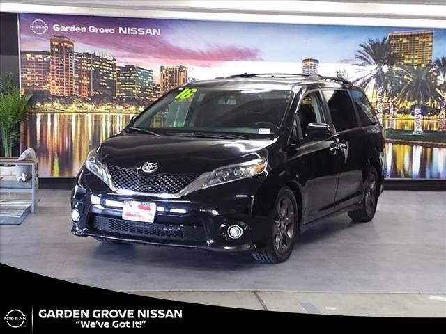 2016 Toyota Sienna SE