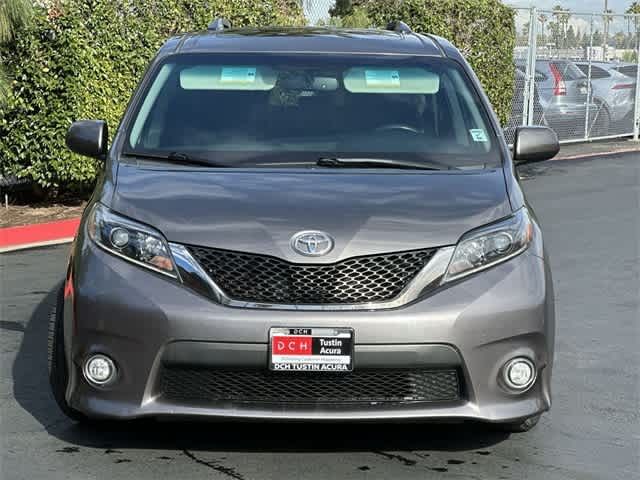 2016 Toyota Sienna SE Premium