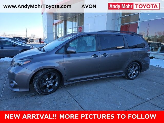 2016 Toyota Sienna SE Premium