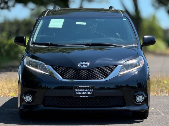 2016 Toyota Sienna SE Premium