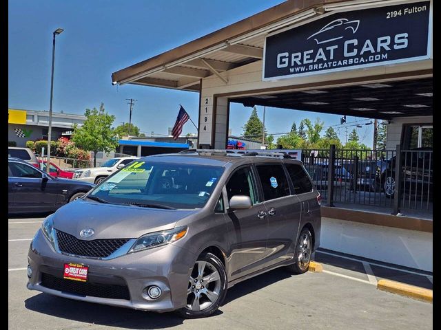 2016 Toyota Sienna SE Premium