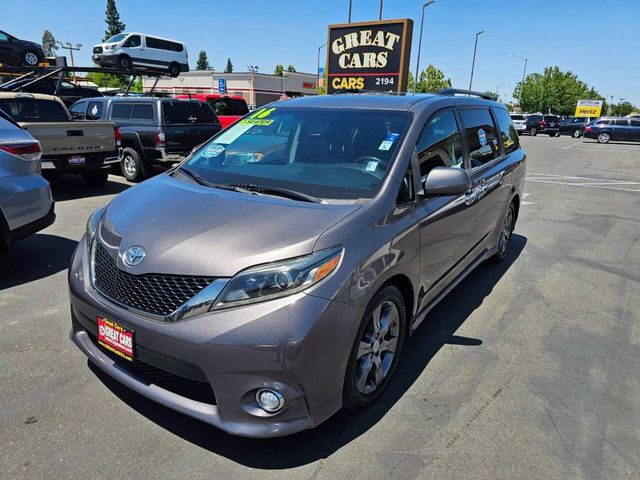 2016 Toyota Sienna SE Premium